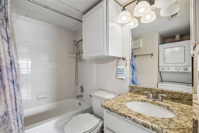 3129 Sondra Drive 206, Fort Worth, TX 76107