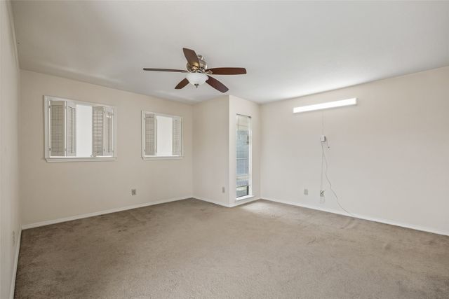 3129 Sondra Drive 206, Fort Worth, TX 76107
