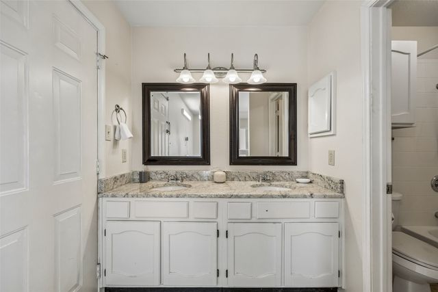 3129 Sondra Drive 206, Fort Worth, TX 76107