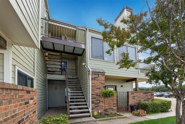 3129 Sondra Drive 206, Fort Worth, TX 76107