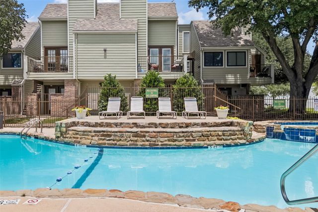 3129 Sondra Drive 206, Fort Worth, TX 76107