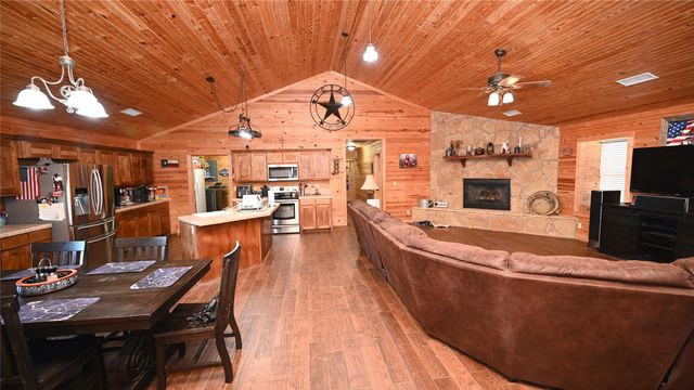 14816 Fm 1806, Bellevue, TX 76228