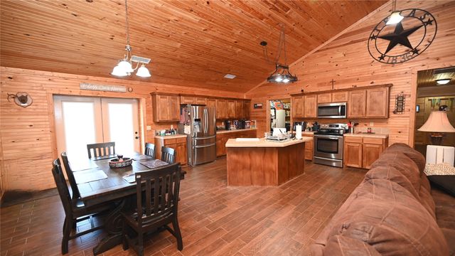 14816 Fm 1806, Bellevue, TX 76228
