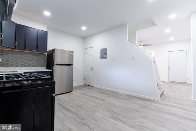 12 W 4TH ST, Pottstown, PA 19464