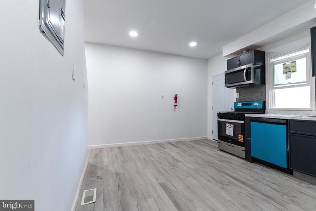 12 W 4TH ST, Pottstown, PA 19464