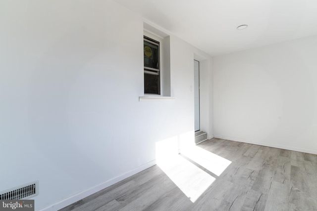 12 W 4TH ST, Pottstown, PA 19464