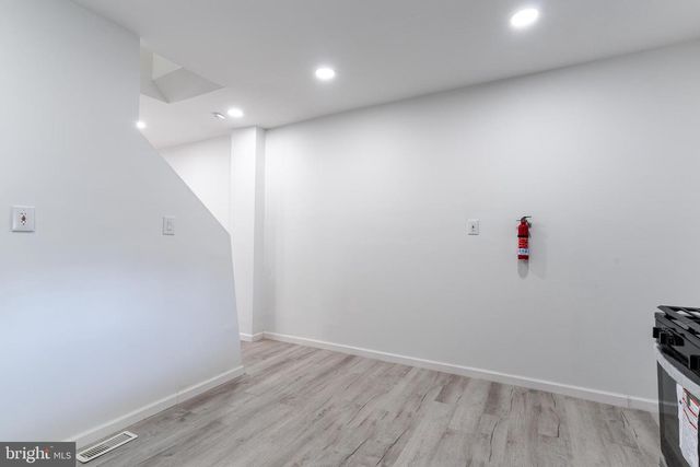 12 W 4TH ST, Pottstown, PA 19464