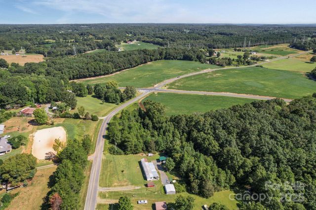 15678 Silver Road, Oakboro, NC 28129