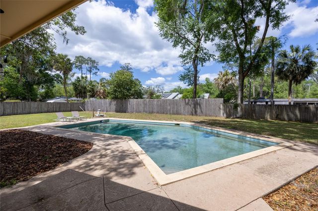 3900 NW 37TH PLACE, Gainesville, FL 32606