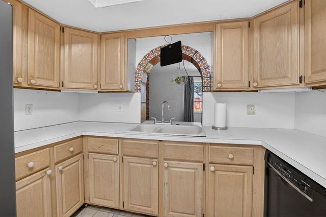 1370 SW 27th Place, Boynton Beach, FL 33426