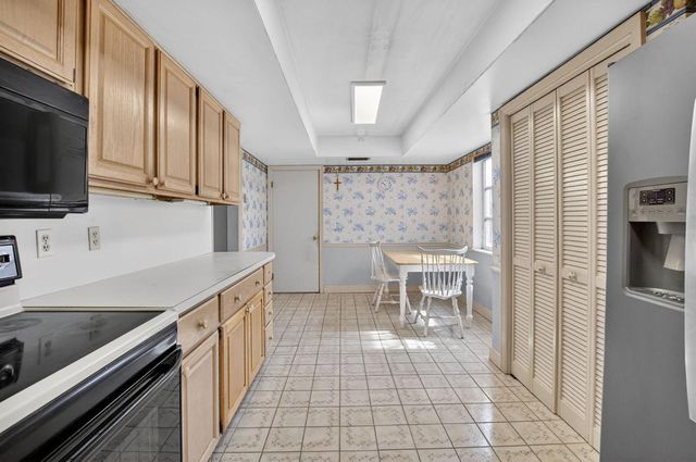 1370 SW 27th Place, Boynton Beach, FL 33426