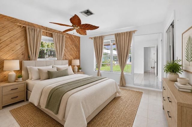 1370 SW 27th Place, Boynton Beach, FL 33426