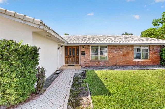 1370 SW 27th Place, Boynton Beach, FL 33426