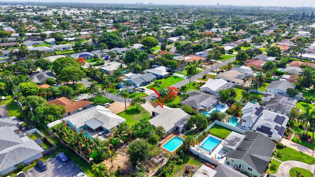 1370 SW 27th Place, Boynton Beach, FL 33426