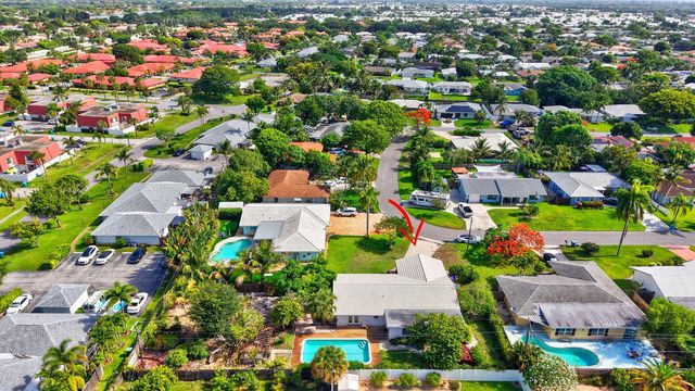 1370 SW 27th Place, Boynton Beach, FL 33426