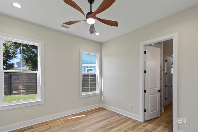 7029 Lake View Drive, Gulf Shores, AL 36542