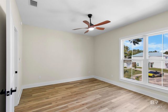 7029 Lake View Drive, Gulf Shores, AL 36542