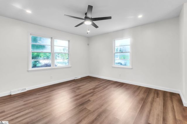 170 Oak Hill Drive, Piedmont, SC 29673