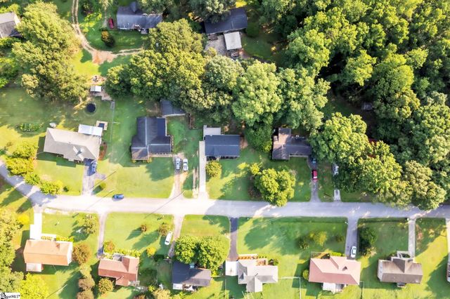 170 Oak Hill Drive, Piedmont, SC 29673