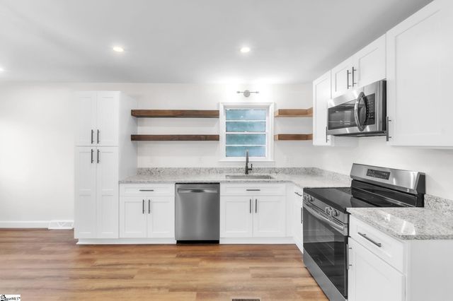 170 Oak Hill Drive, Piedmont, SC 29673
