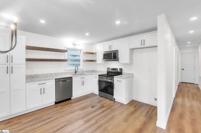 170 Oak Hill Drive, Piedmont, SC 29673