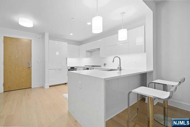 9 Ave At Port Imperial 326, West New York, NJ 07093