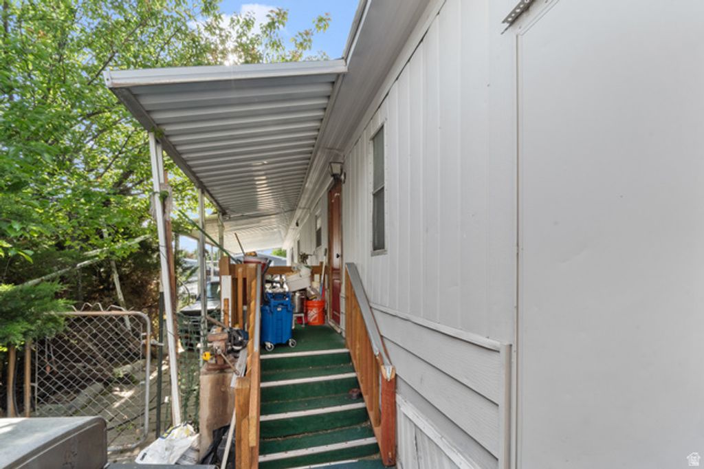 Image 34 of property listing at 1594 W 400 S #30, Salt Lake City, UT 84104
