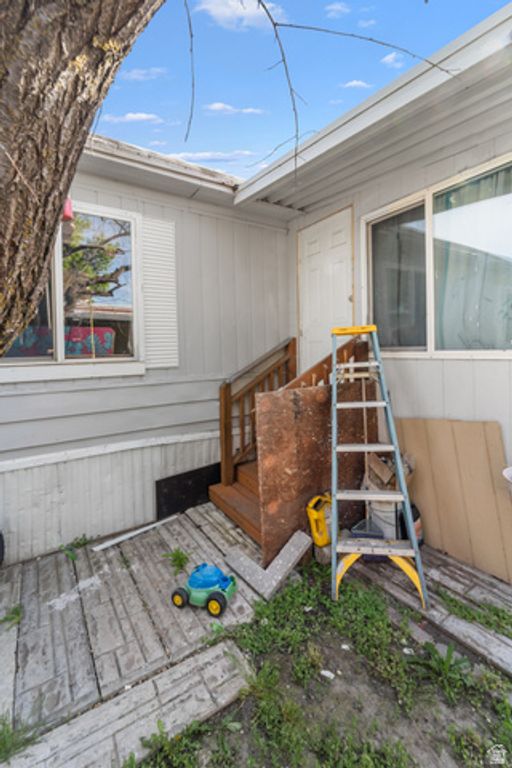 Image 35 of property listing at 1594 W 400 S #30, Salt Lake City, UT 84104