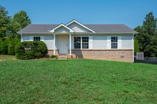 1300 Bear Ct, Clarksville, TN 37042
