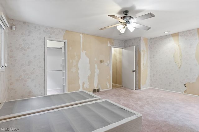 4520 University Pky, University Heights, OH 44118