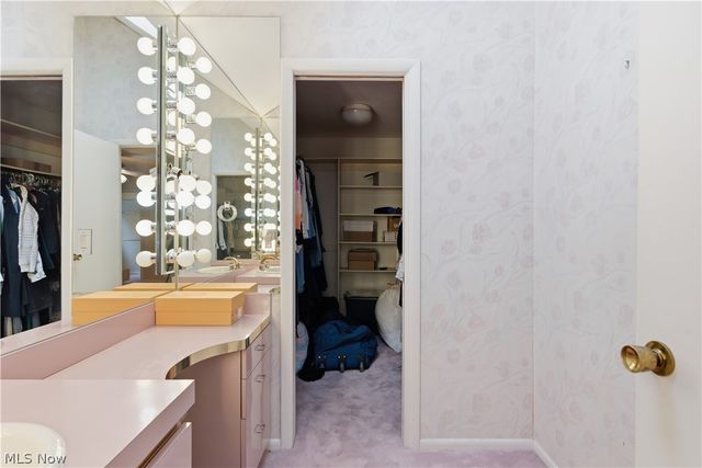 4520 University Pky, University Heights, OH 44118