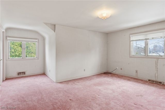 4520 University Pky, University Heights, OH 44118