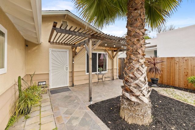 436 N N St, Livermore, CA 94551