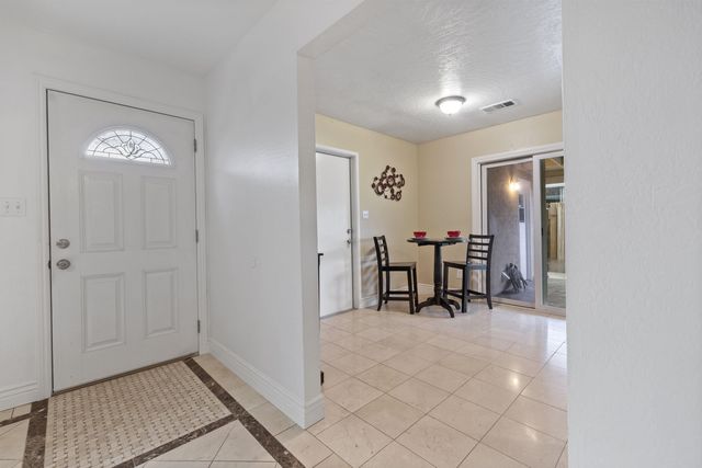 436 N N St, Livermore, CA 94551