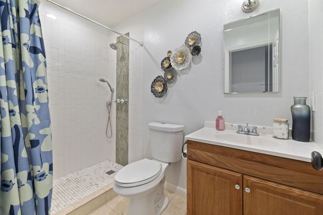 436 N N St, Livermore, CA 94551