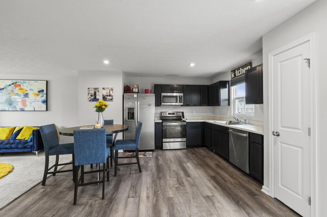 5289 Earhart Drive, Groveport, OH 43125