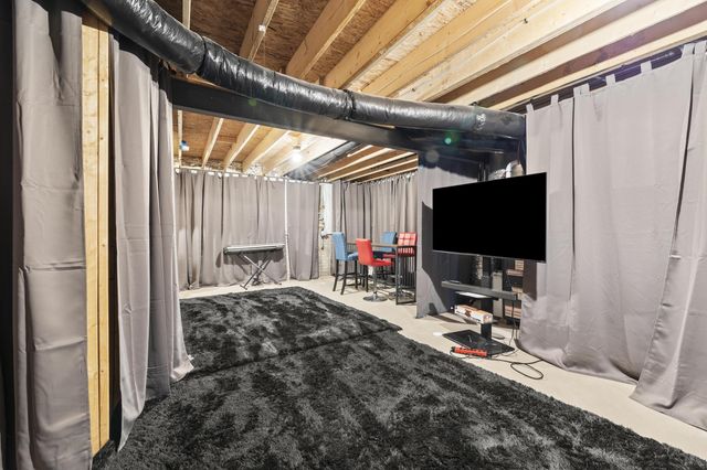 5289 Earhart Drive, Groveport, OH 43125