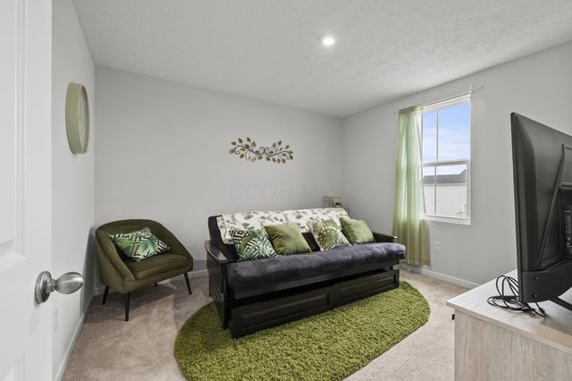 5289 Earhart Drive, Groveport, OH 43125