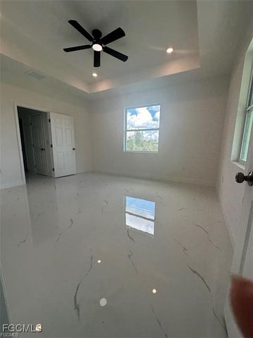 2809 22nd ST W, Lehigh Acres, FL 33971