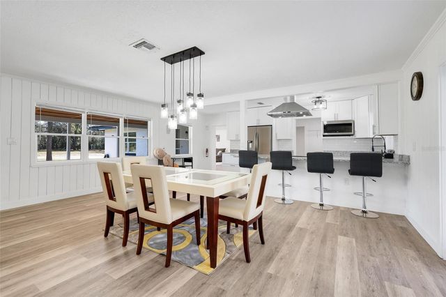 828 SAINT ANNE SHRINE ROAD, Lake Wales, FL 33898