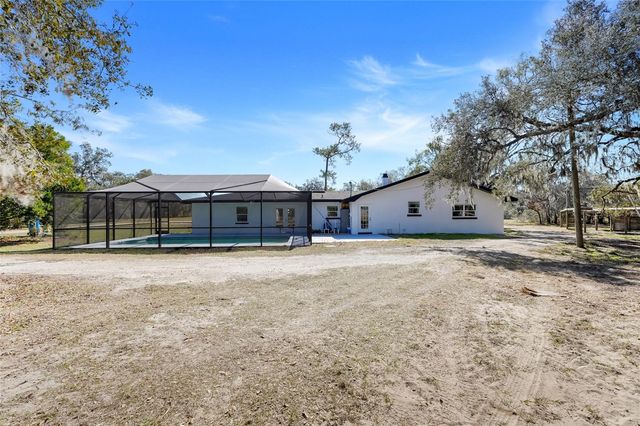 828 SAINT ANNE SHRINE ROAD, Lake Wales, FL 33898