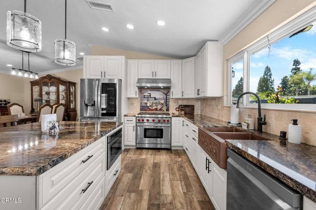 817 N Calle La Sombra, Camarillo, CA 93010