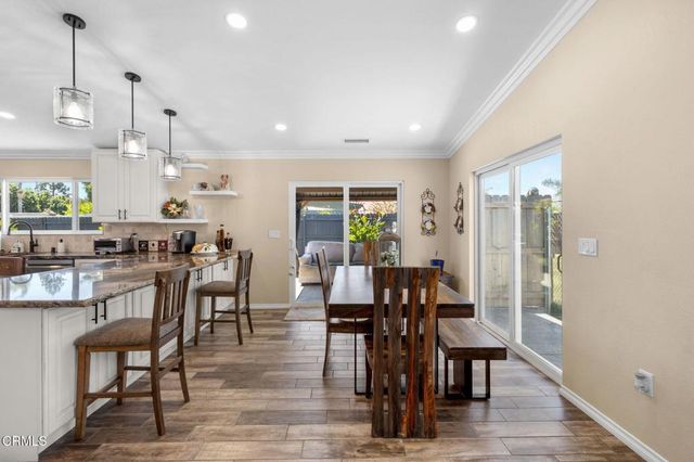 817 N Calle La Sombra, Camarillo, CA 93010