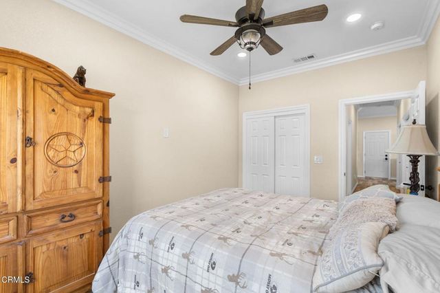 817 N Calle La Sombra, Camarillo, CA 93010