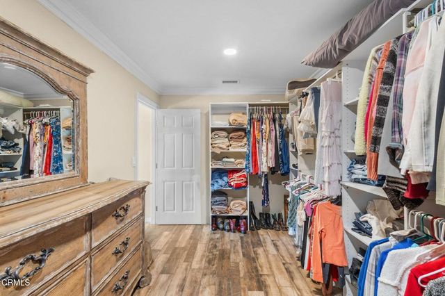 817 N Calle La Sombra, Camarillo, CA 93010