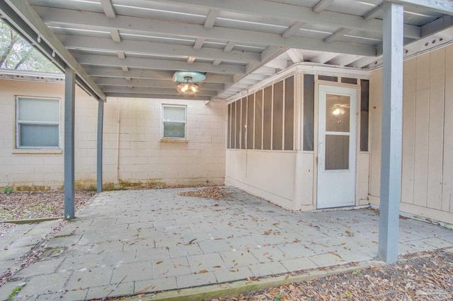 1004 Kearny Dr, Pensacola, FL 32505