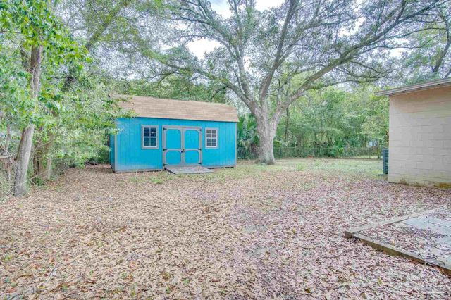 1004 Kearny Dr, Pensacola, FL 32505