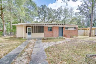 1004 Kearny Dr, Pensacola, FL 32505