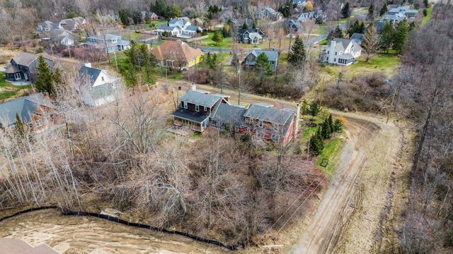 3048 Park Drive, Douglas, MI 49406