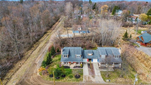 3048 Park Drive, Douglas, MI 49406